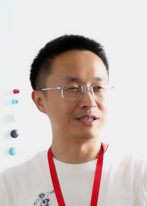 报告人: